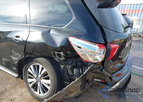 2019 Nissan Pathfinder Sv z USA, uszkodzony, nr VIN 5N1DR2MM2KC587346